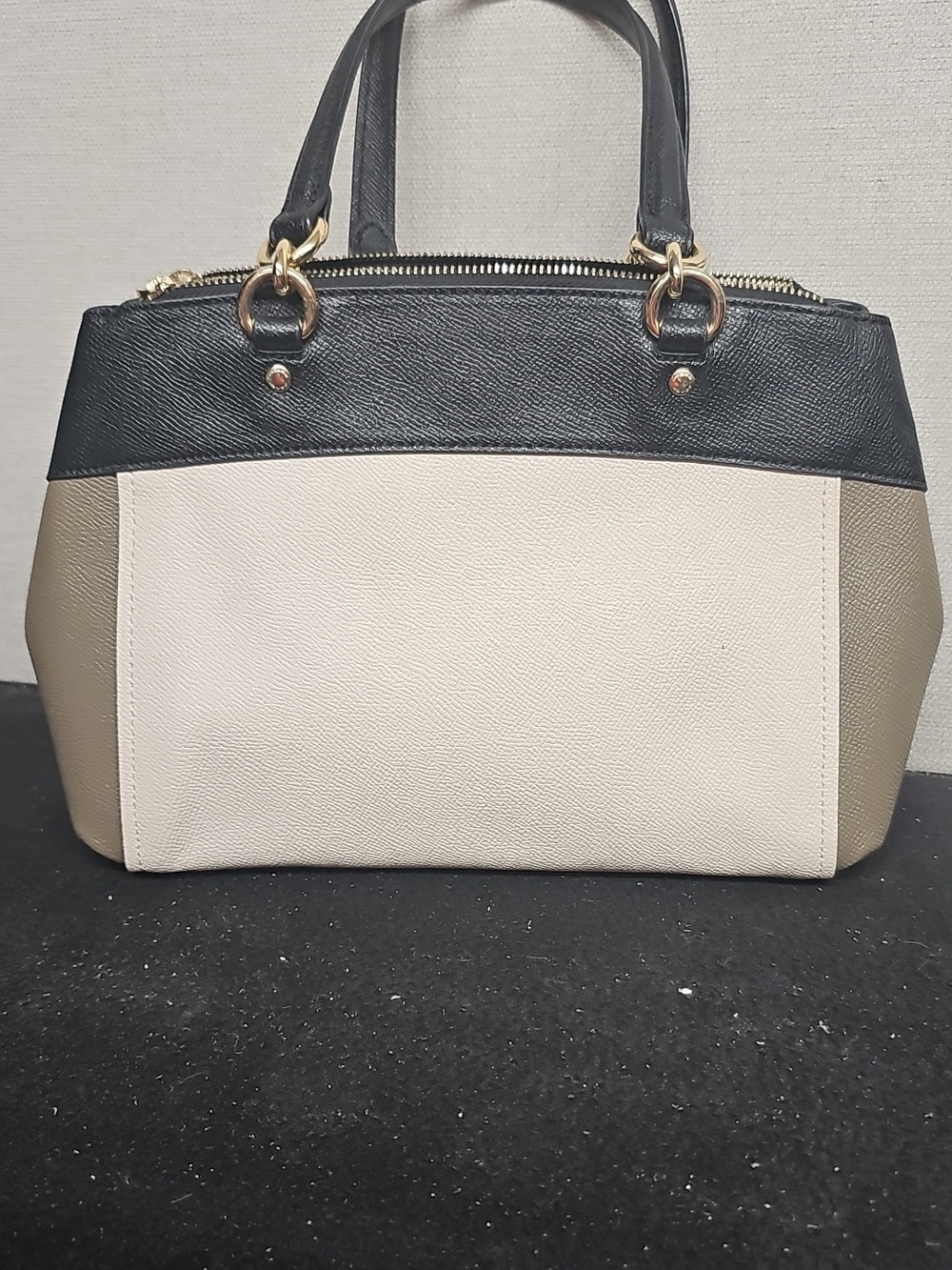 COACH CHRISTIE MINI COLOR BLOCK CARRYALL BFPM-04-009 - Picture 3 of 12